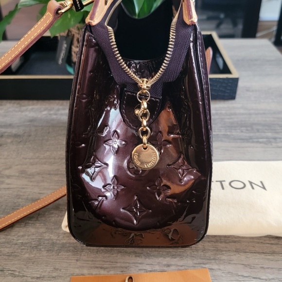 Louis Vuitton Brea MM - Picture 7 of 13